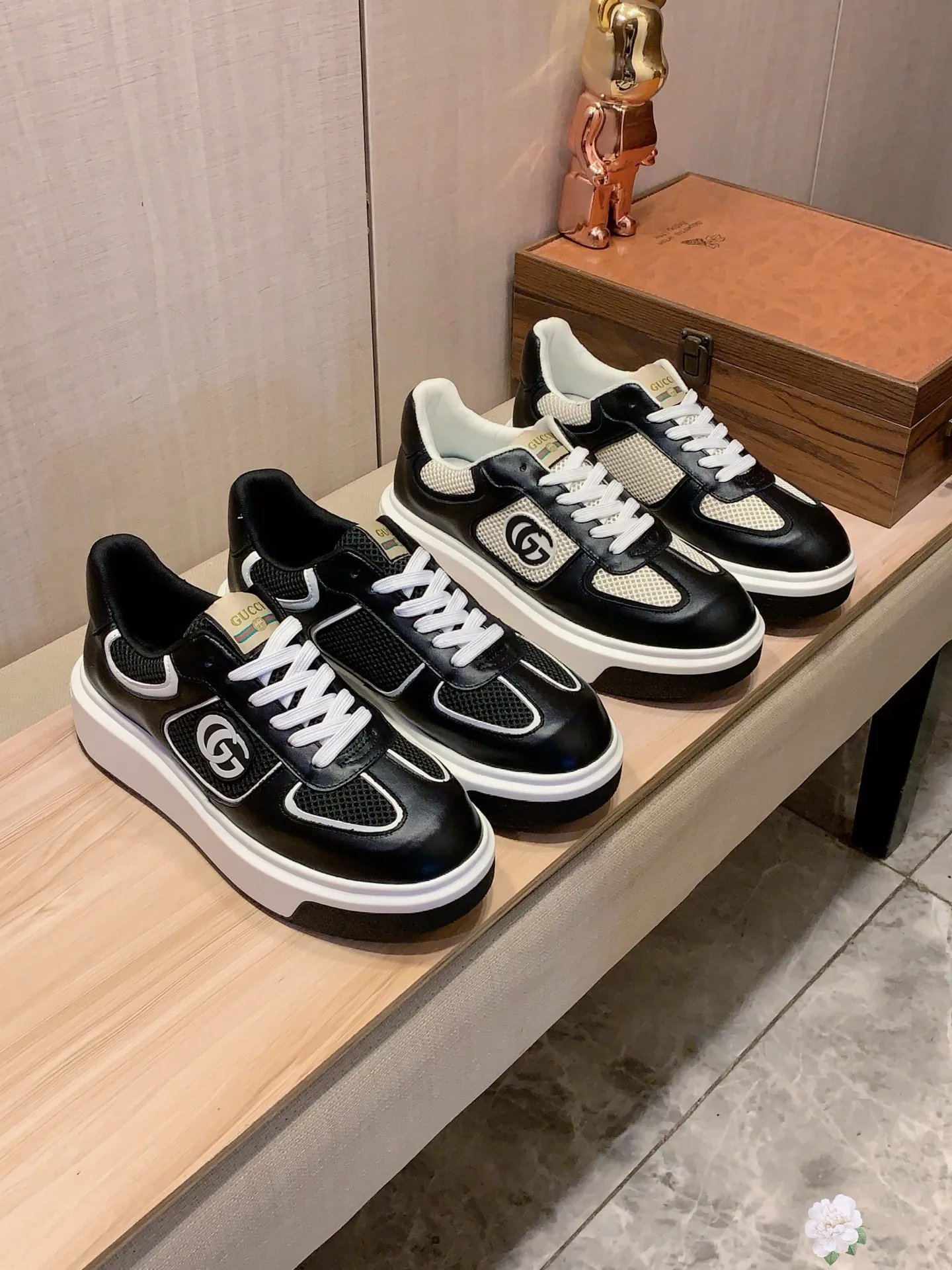 Men's men's shoes💰460💰💰🎩🎩[Lightning][Lightning] "Gucci*" The latest • popular casual shoes, top brand [seduce] luxury ~ purchasing agency, top ~ quality. [Strong] The upper is made of imported breathable cowhide with material ➕ breathable sheepskin feet (•) and fine workmanship. The original stylish and stylish soft rubber wear-resistant and non-slip outsole is light and comfortable on the feet. The real thing looks better when photographed in person. 0127: code: 38-44, 2️⃣ colors selected